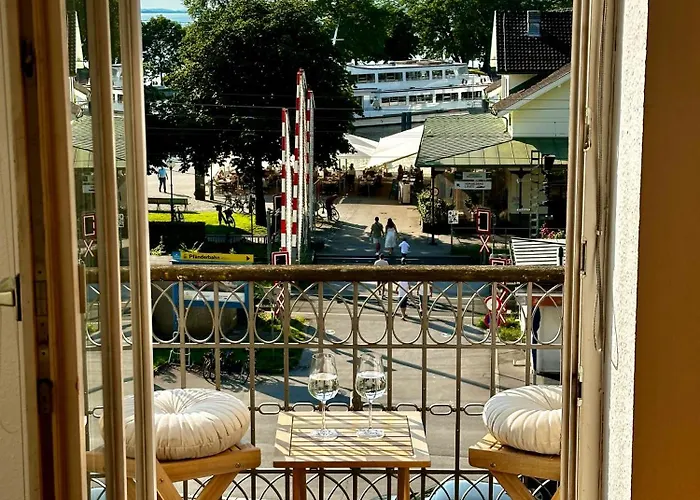 Ferienwohnung Mit Balkon Und Seeblick
