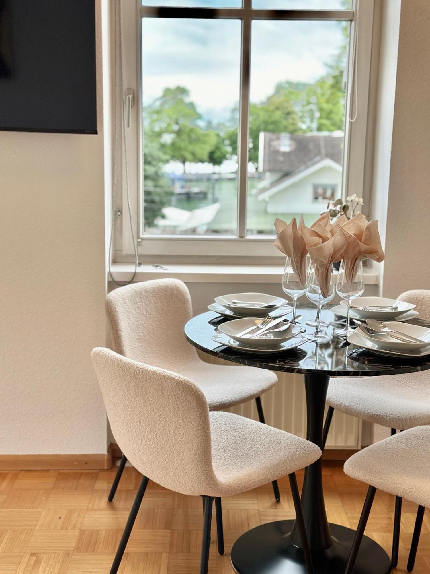 Mit Balkon Und Seeblick Appartement Brégence