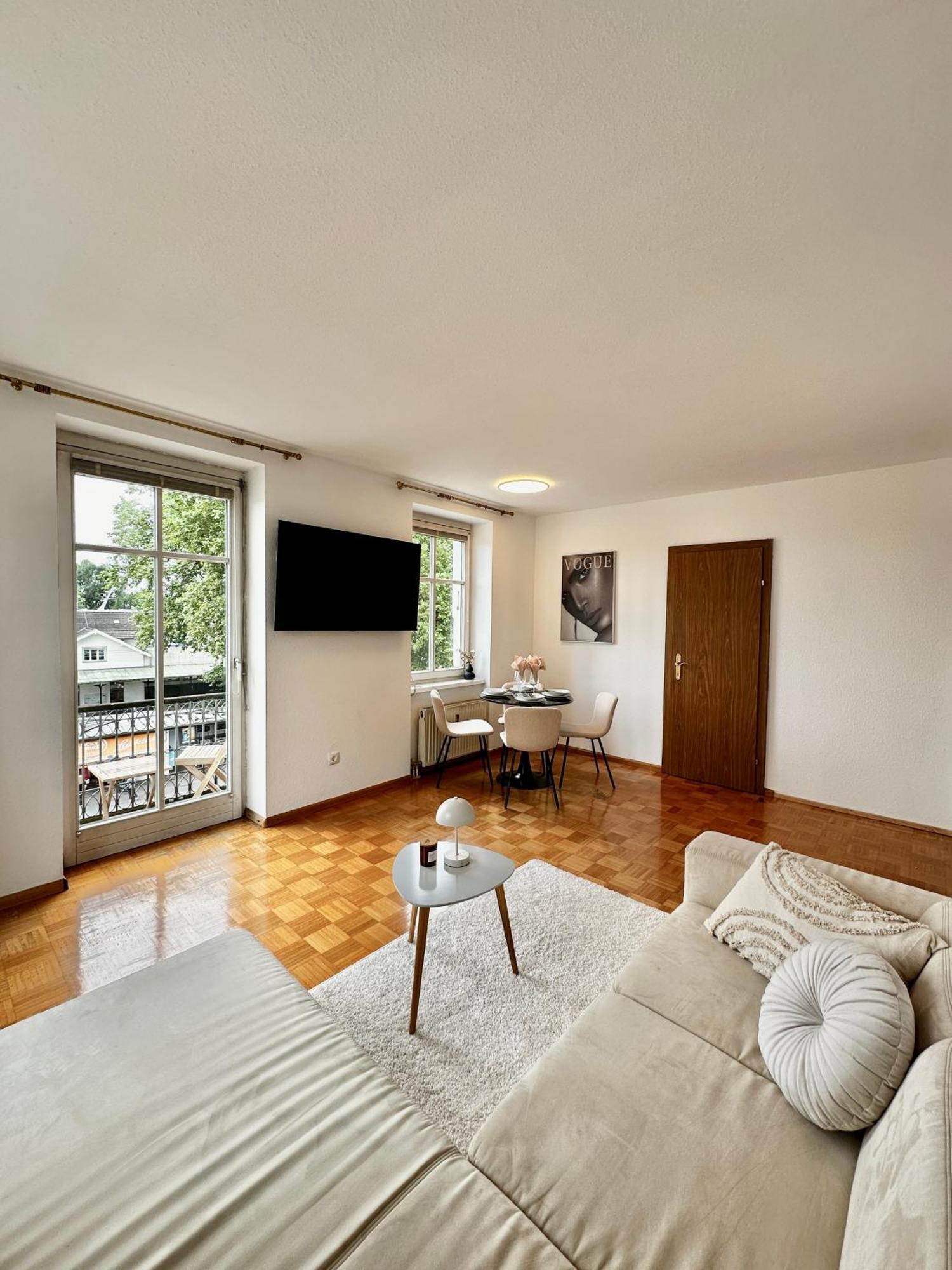 Mit Balkon Und Seeblick Appartement *